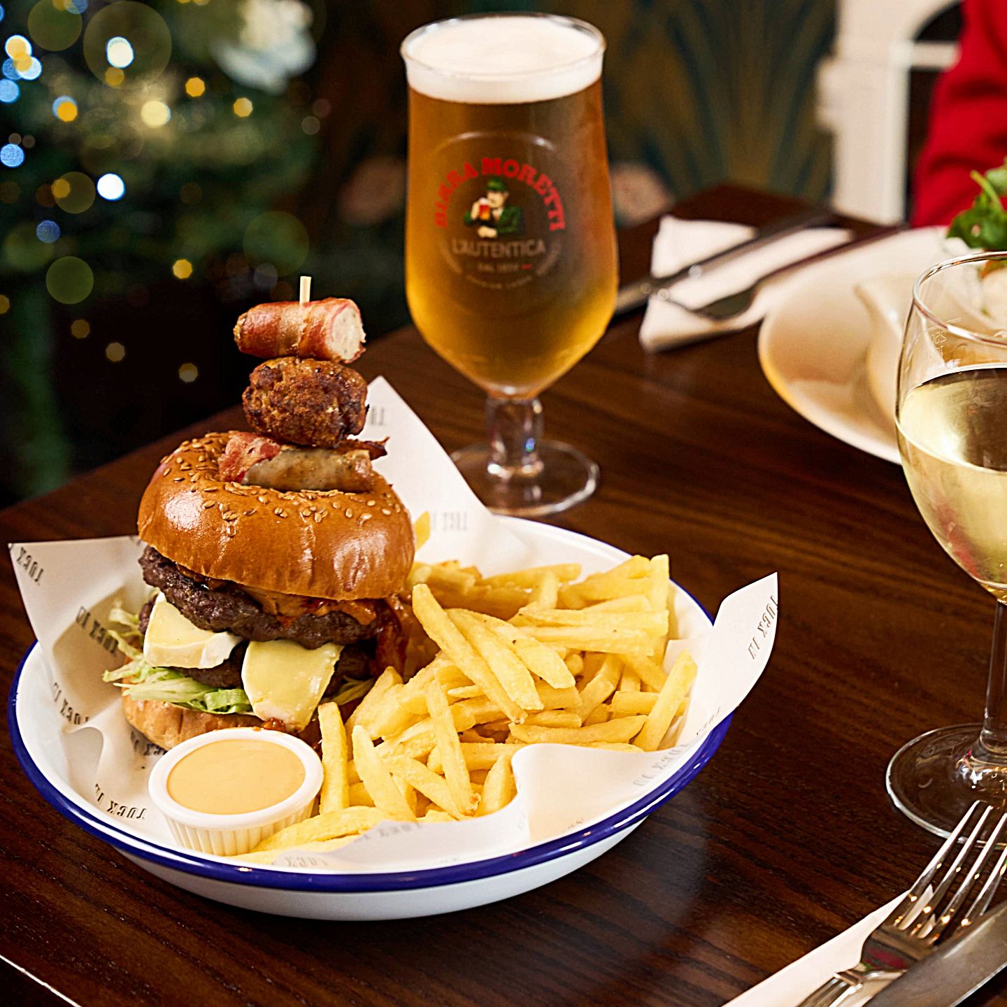 Festive Lunch & Dinner at The Eight Towers in Widnes